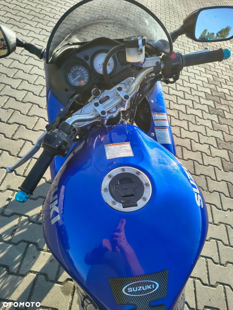 Suzuki SV - 6