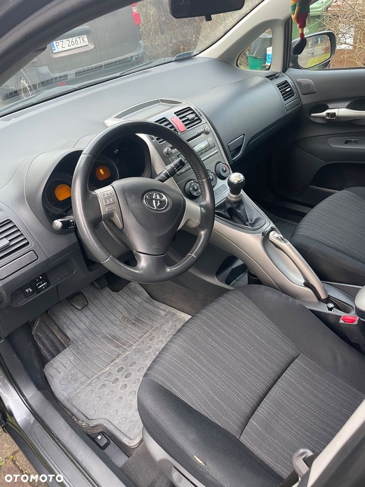 Toyota Auris 1.6 VVT-i Luna - 6