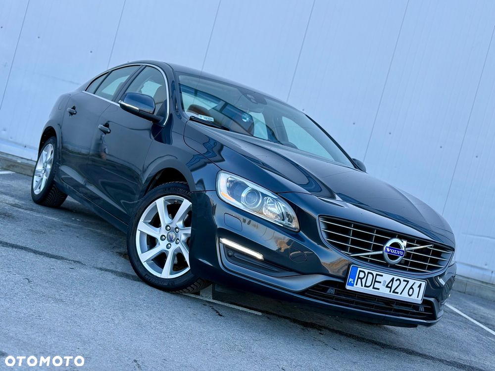 Volvo S60 ver-t3-momentum - 2