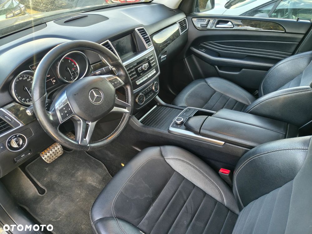 Mercedes-Benz ML 350 BlueTEC 4-Matic - 9