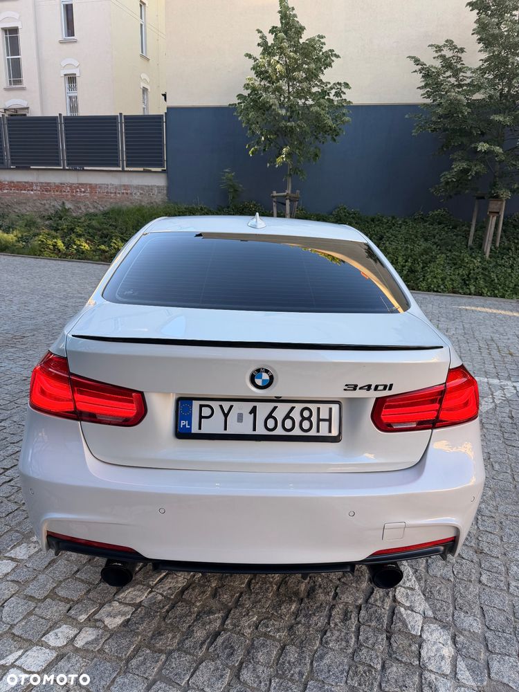 BMW Seria 3 340i M Sport - 15