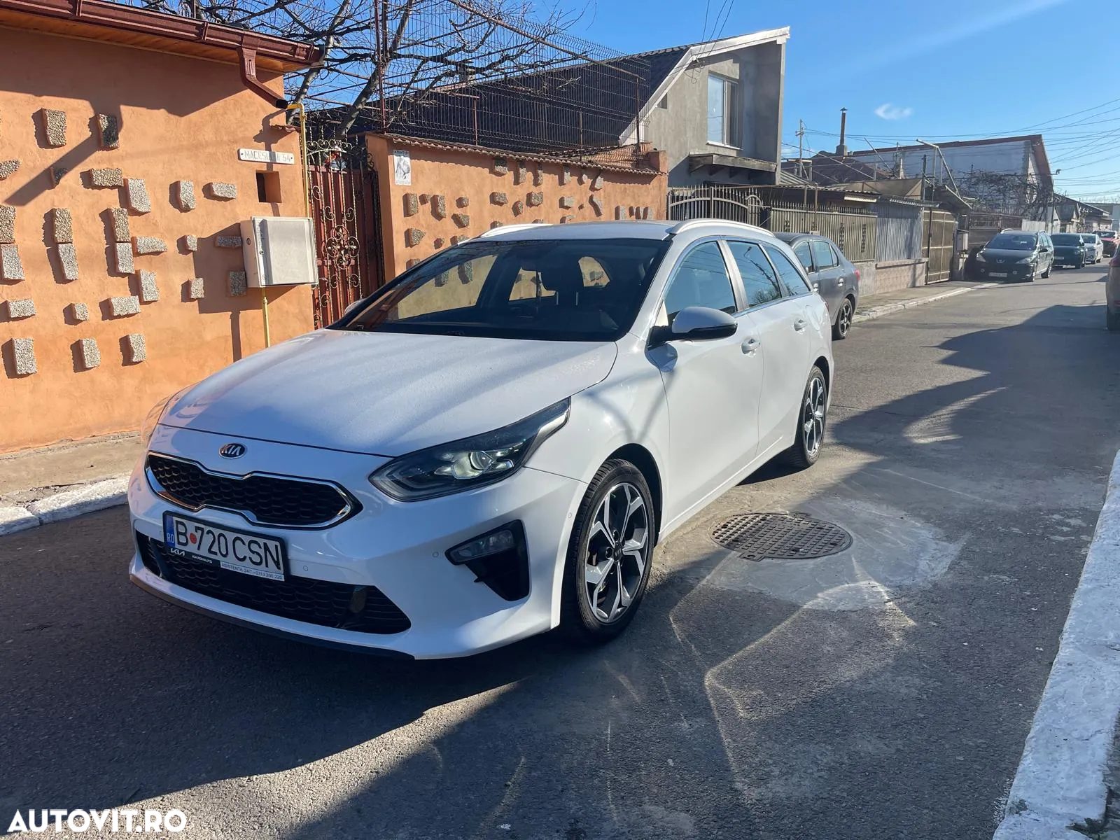 Kia Ceed 1.6 CRDi (48V Mild-Hybrid) DCT7 Platinum - 16
