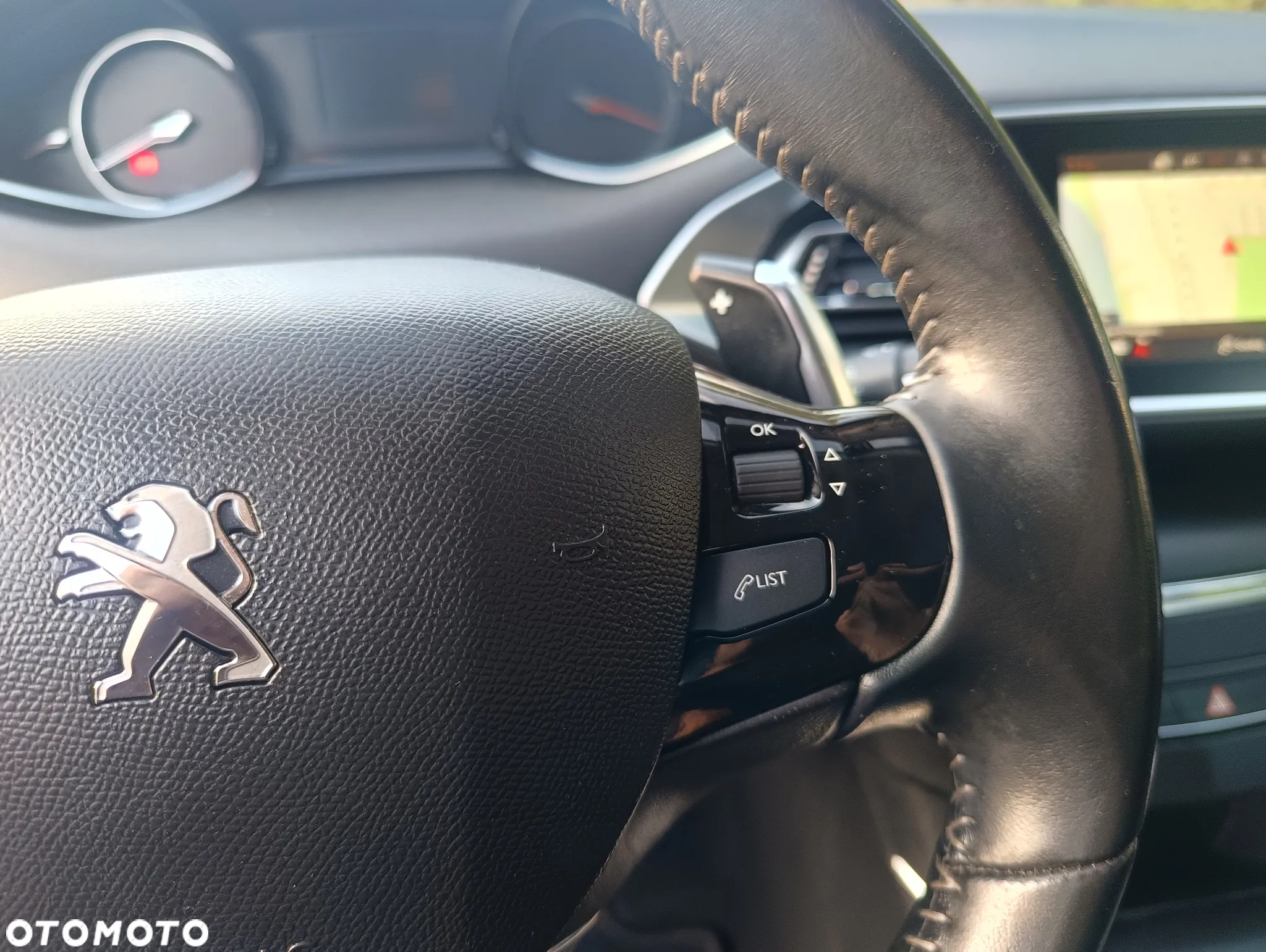 Peugeot 308 1.5 BlueHDi Allure S&S EAT6 - 14