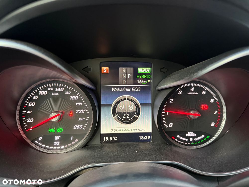 Mercedes-Benz Klasa C 350 e - 22