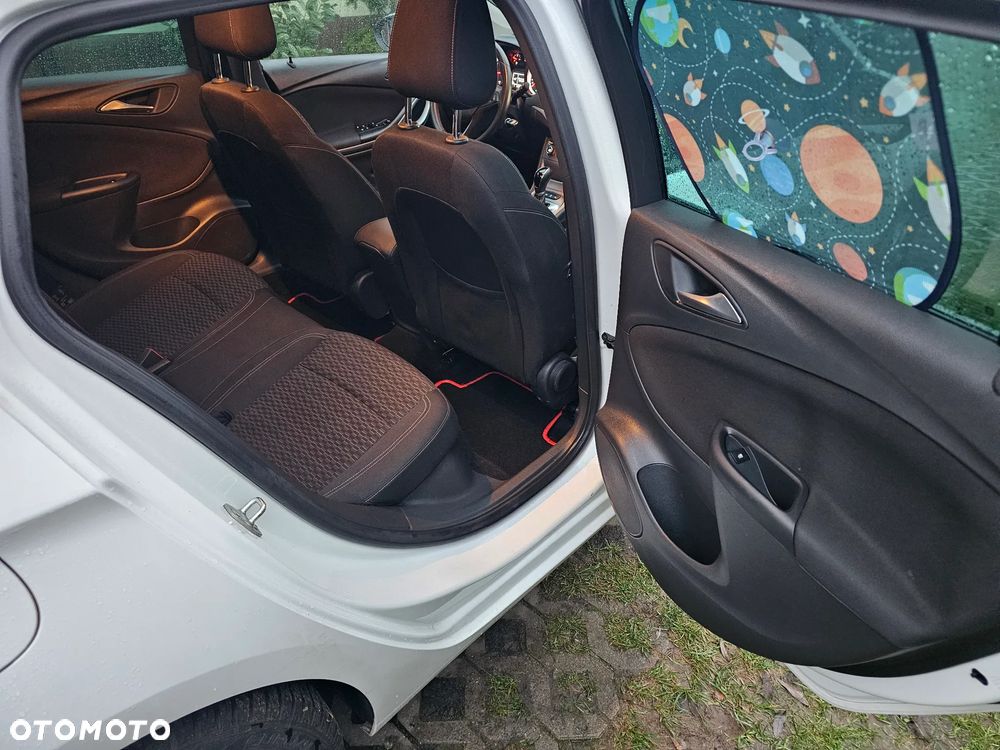 Opel Astra 1.6 CDTI Automatik Sports Tourer Active - 11