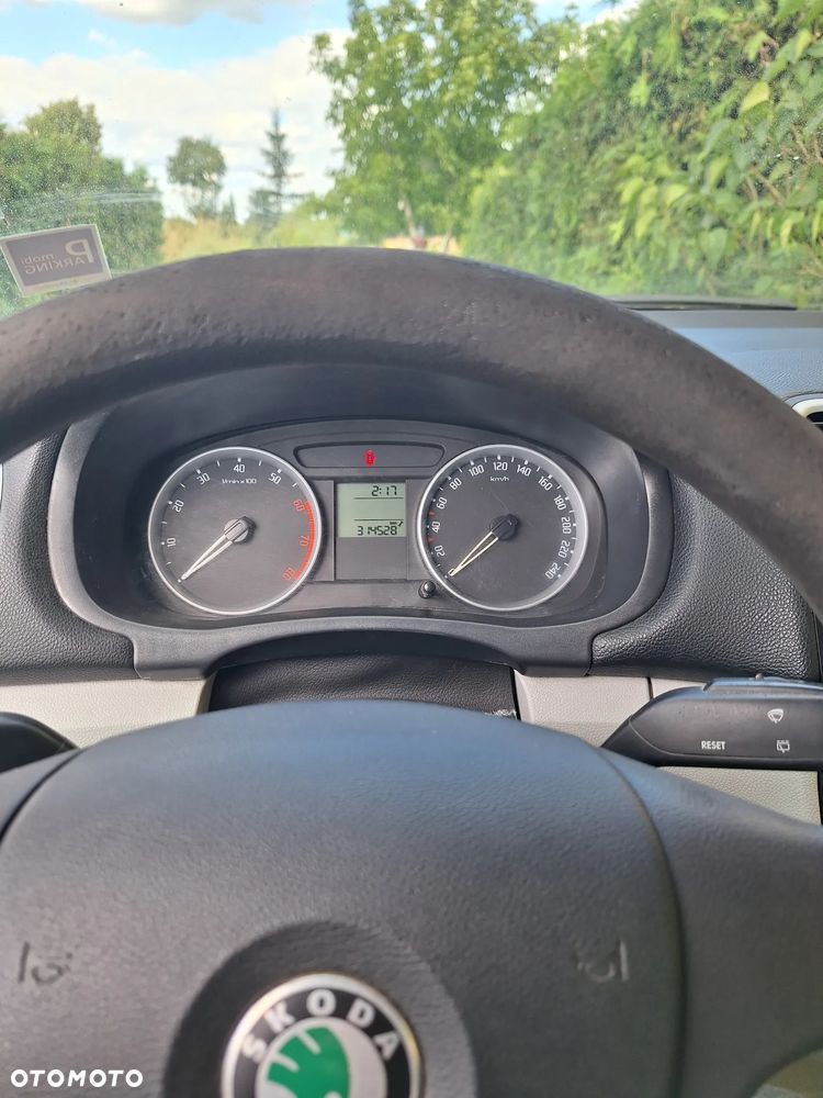 Skoda Fabia - 1