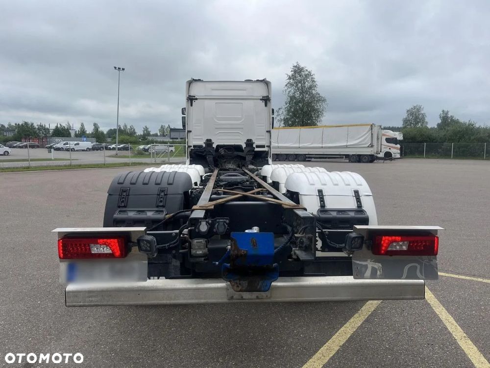 Scania R560 B8x4*4 / Rama do zabudowy / kab. sypialna / PTO - 5