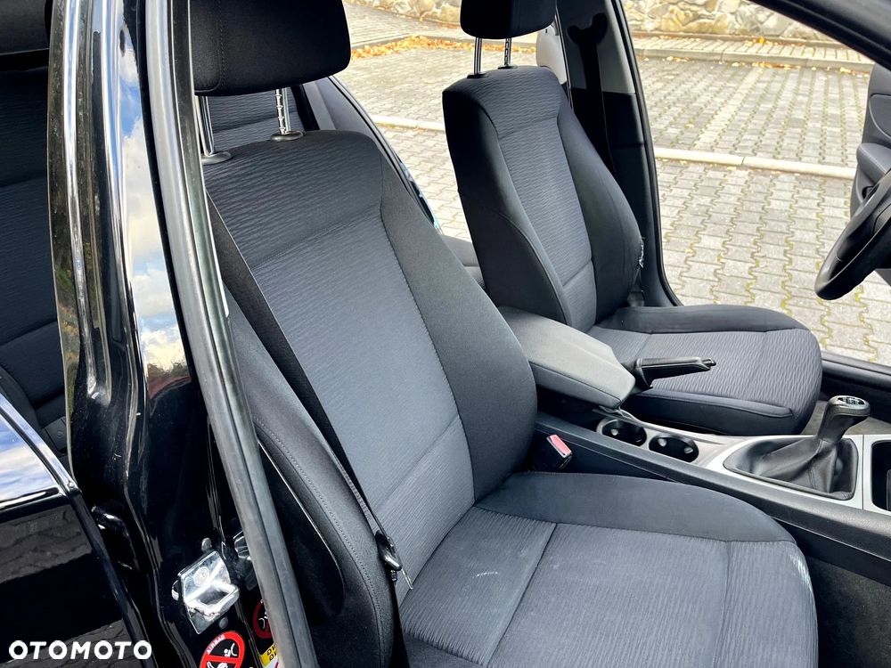 BMW Seria 1 116i - 5