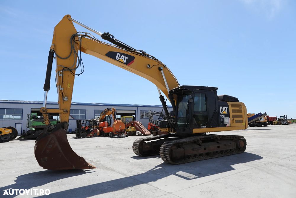 Caterpillar 329 ELR - 1