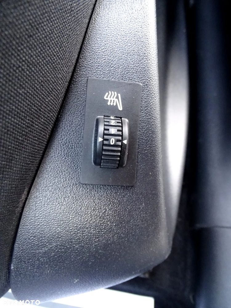 Peugeot 2008 1.6 BlueHDi Style - 10