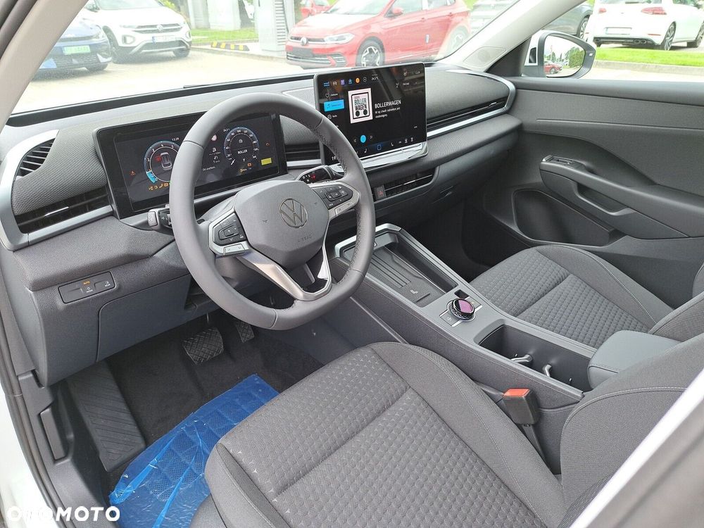 Volkswagen T-Roc - 10