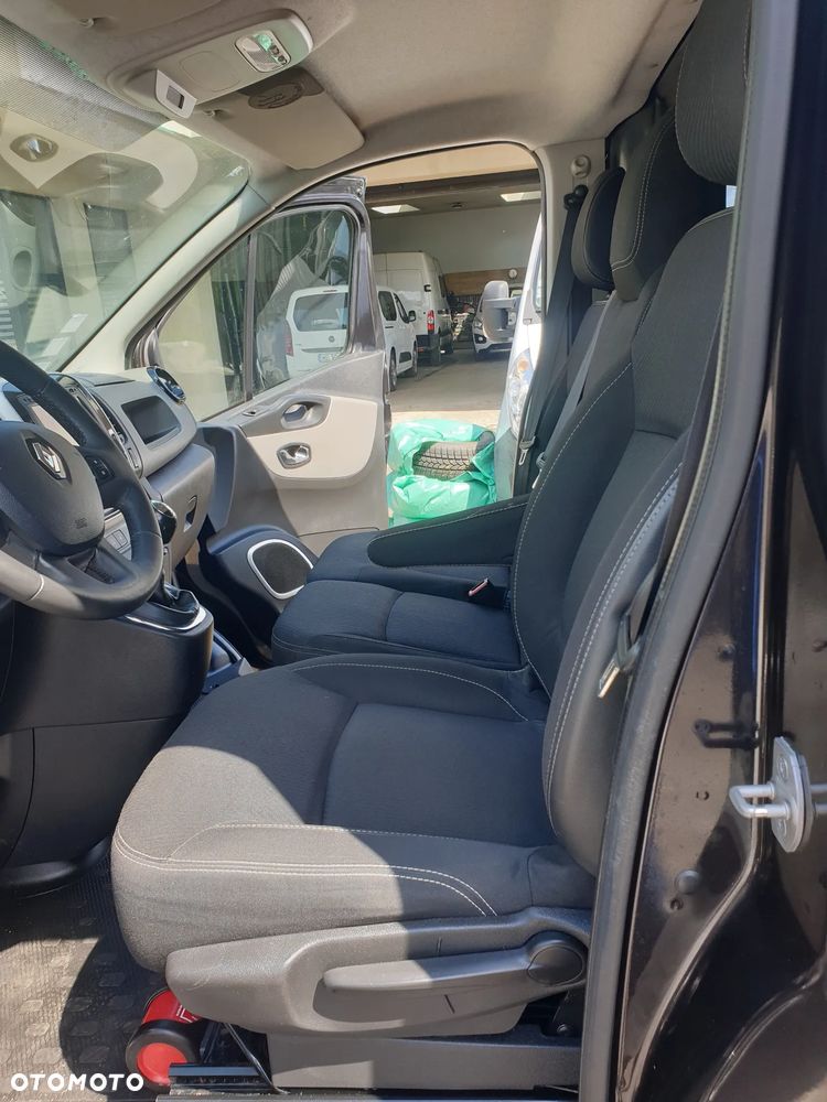 Renault trafic - 12