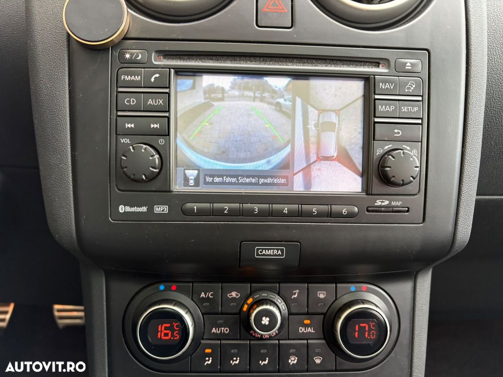Nissan Qashqai 1.6 dCi DPF tekna - 9