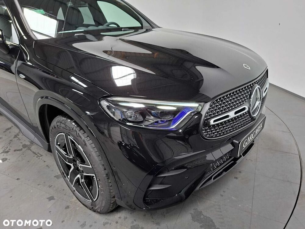 Mercedes-Benz GLC - 4