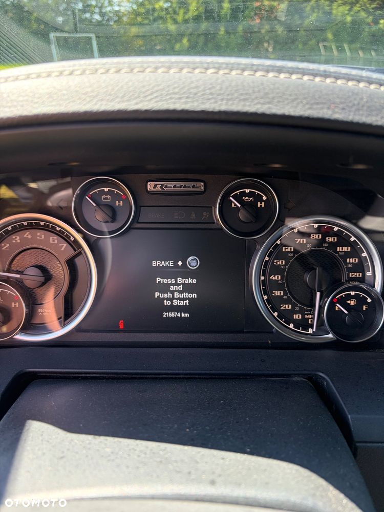 Dodge RAM 5.7 4x4 - 13