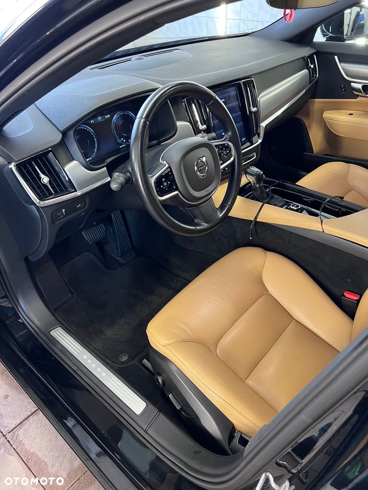 Volvo V90 D4 Momentum - 7