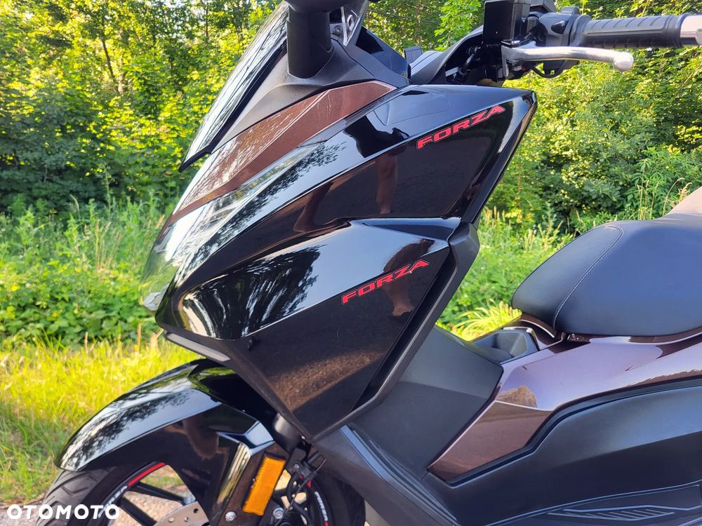 Honda NSS - 11