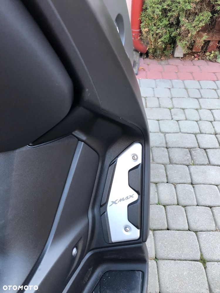 Yamaha X-max - 10