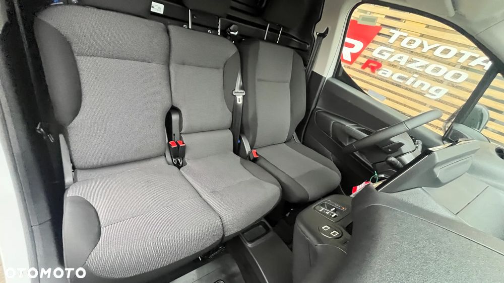 Toyota Proace City - 16