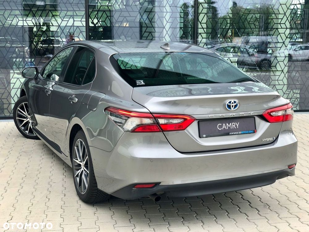 Toyota Camry 2.5 Hybrid Prestige CVT - 11