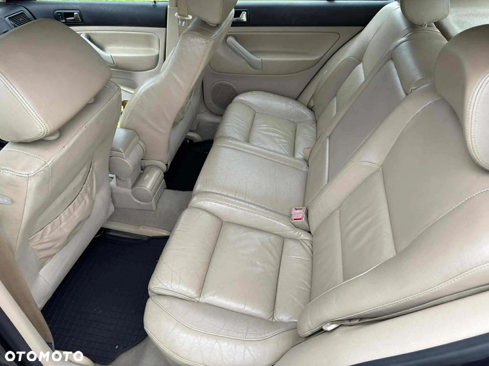 Volkswagen Golf IV 1.9 TDI Highline - 8
