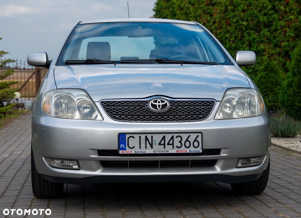 Toyota Corolla - 5