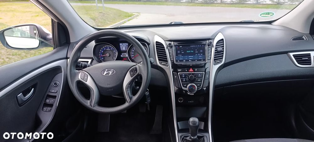 Hyundai i30 1.4 Classic + - 11