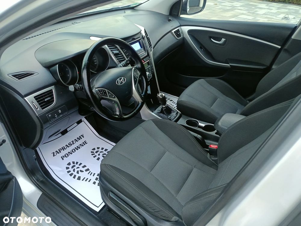 Hyundai i30 blue 1.6 CRDi YES Silver - 22