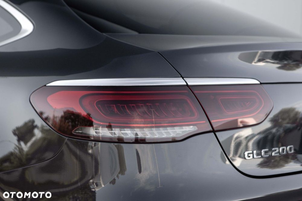 Mercedes-Benz GLC 200 4-Matic - 8