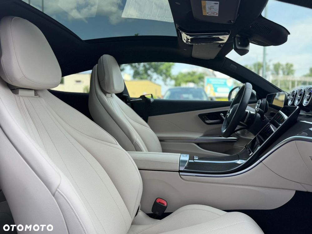 Mercedes-Benz CLE 300 e 9G-TRONIC Edition AMG Line - 15