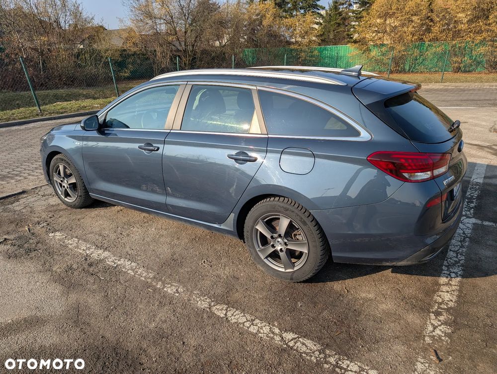 Hyundai i30 1.5 T-GDI 48V Premium DCT - 17