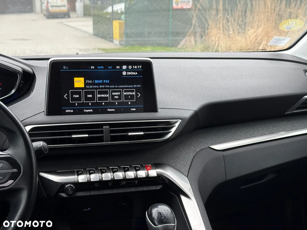 Peugeot 3008 1.5 BlueHDi Allure Pack S&S - 12