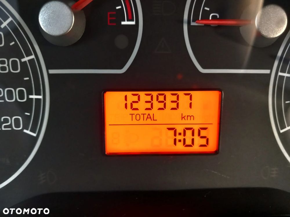 Fiat Grande Punto 1.2 8V Estiva - 7