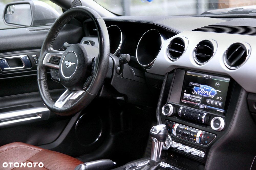 Ford Mustang - 13
