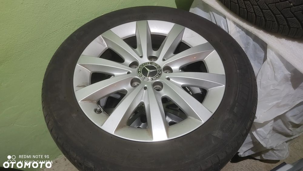 Mercedes-Benz Klasa B 180 BlueEFFICIENCY Edition - 20