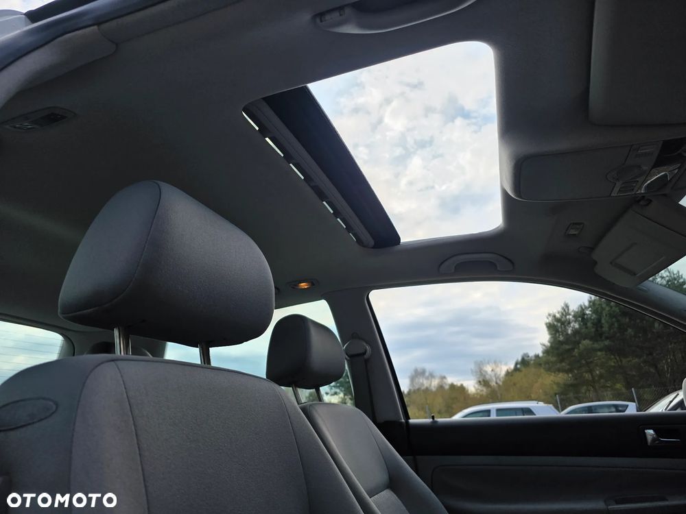 Volkswagen Golf 1.4 Sportline - 22