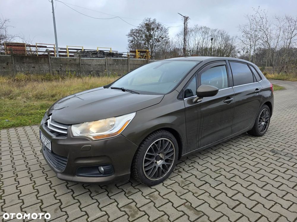 Citroën C4 HDi 115 Attraction - 4