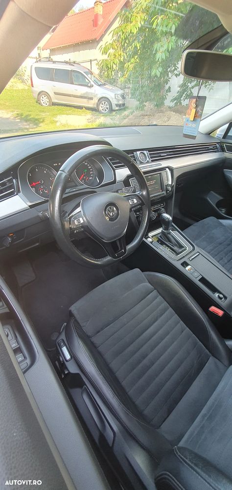 Volkswagen Passat 2.0 TDI DSG Highline - 7