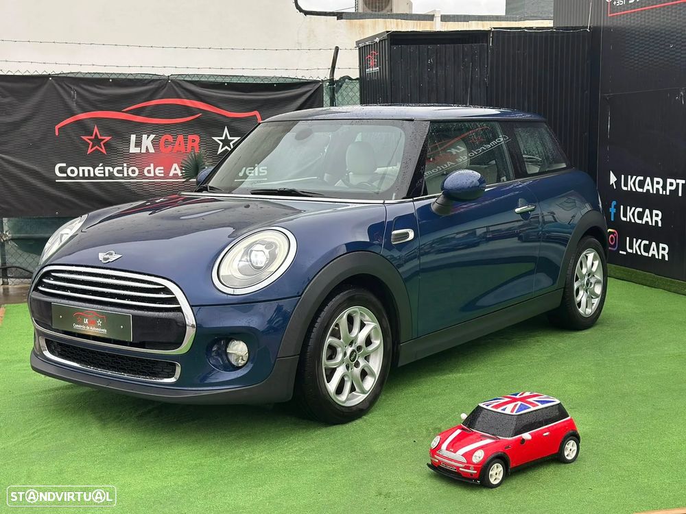 MINI 3 Portas Cooper D - 23