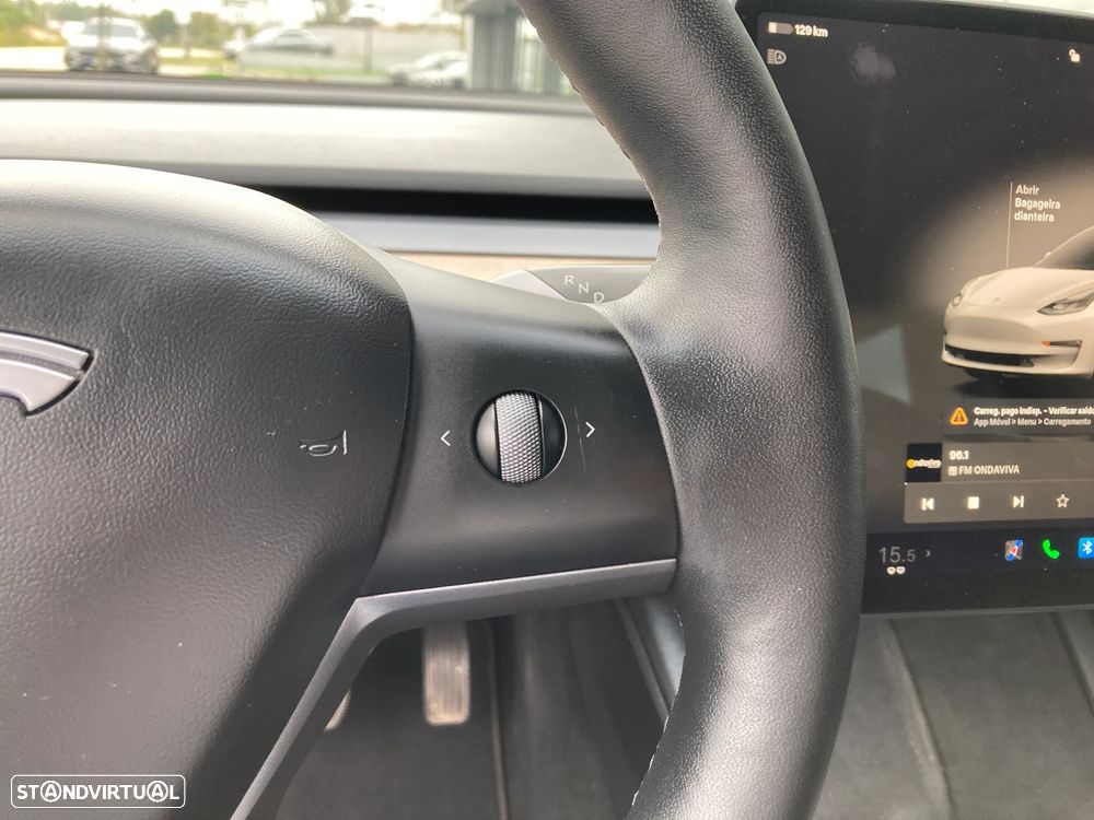Tesla Model 3 RWD - 16