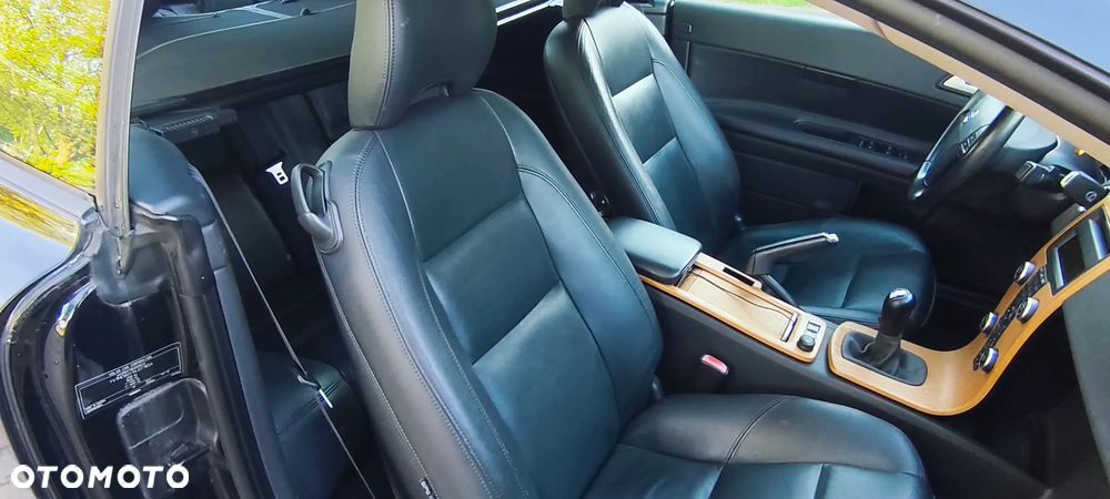 Volvo C70 2.4D5 Summum - 12