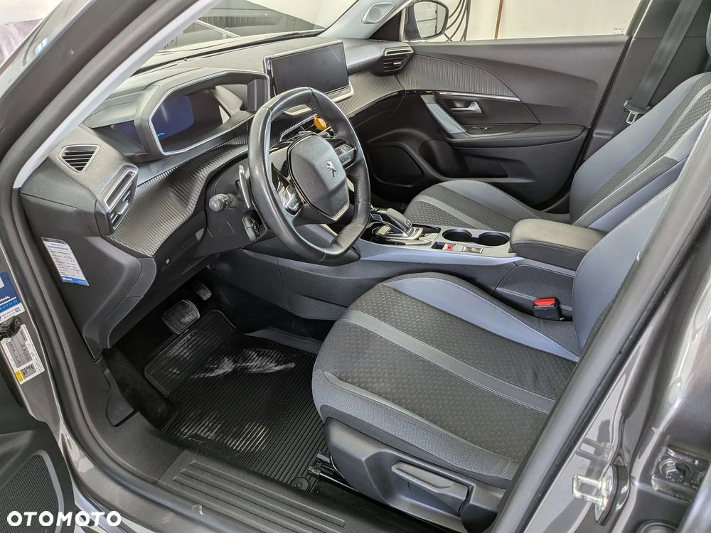 Peugeot 2008 1.5 BlueHDi Allure S&S EAT8 - 7