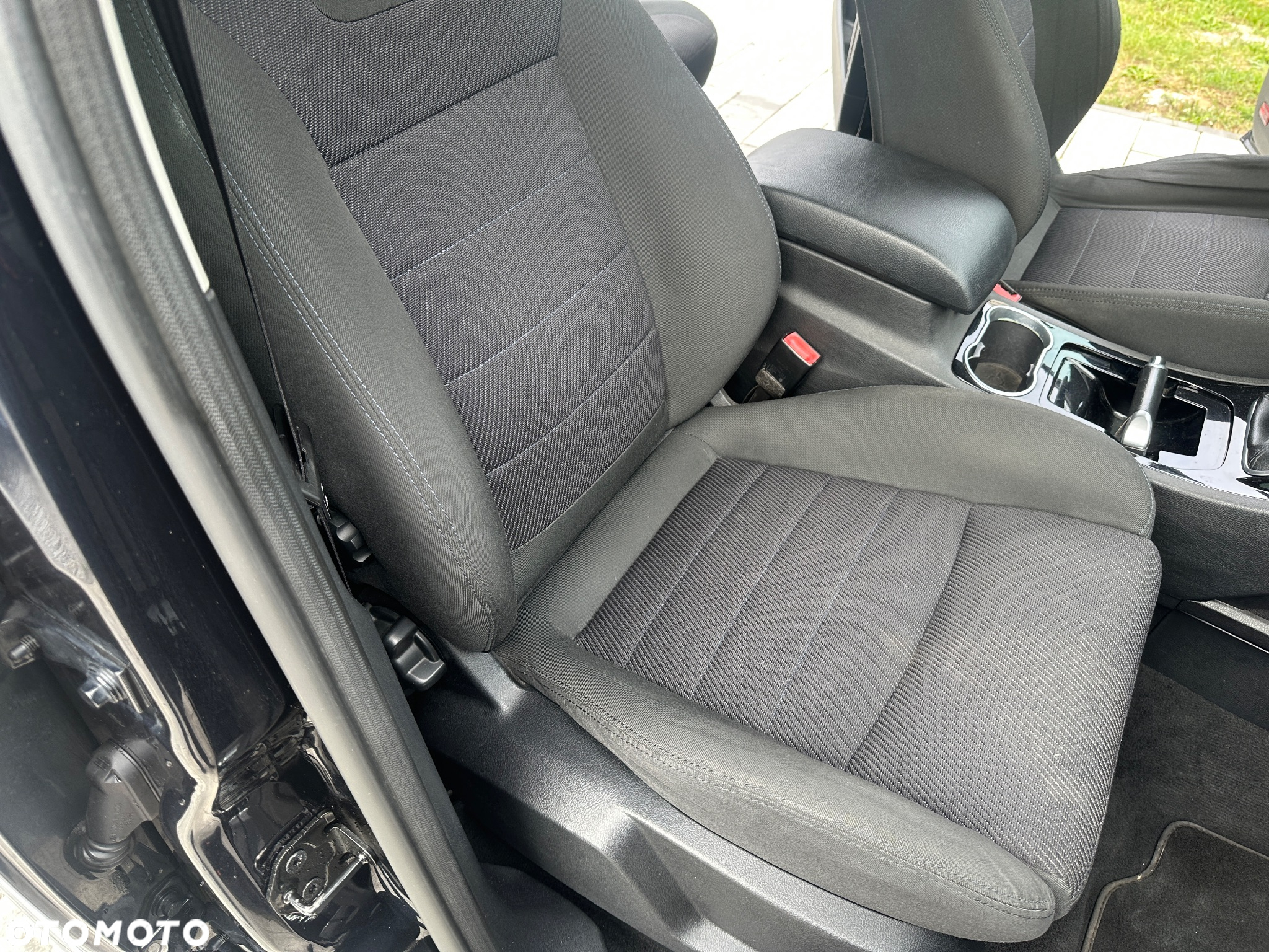 Ford Galaxy 2.0 TDCi Titanium - 37