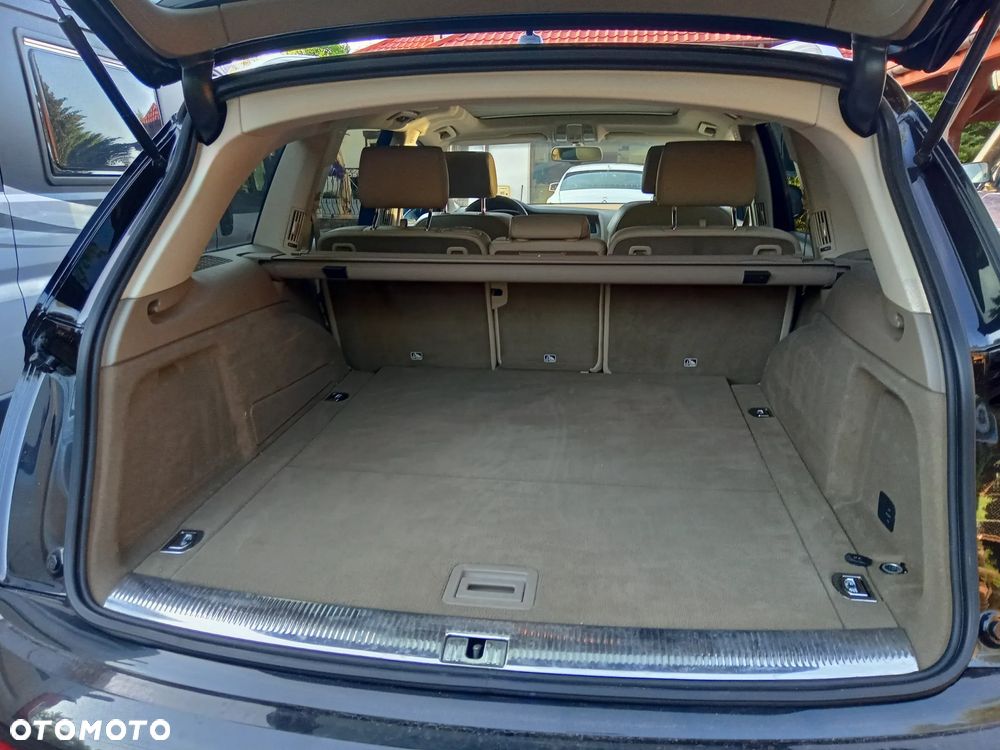 Audi Q7 - 9