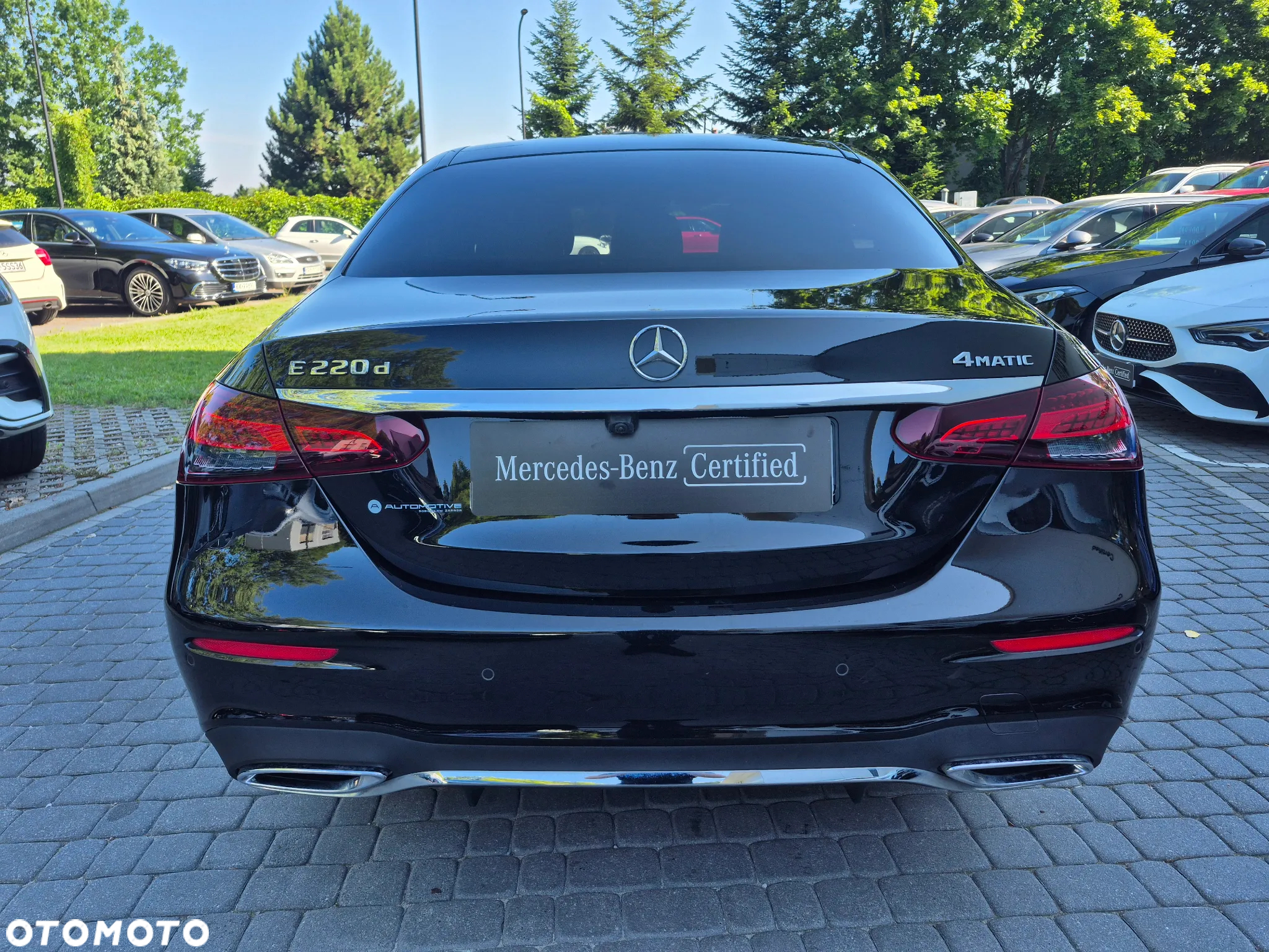 Mercedes-Benz Klasa E 220 d 4-Matic - 11