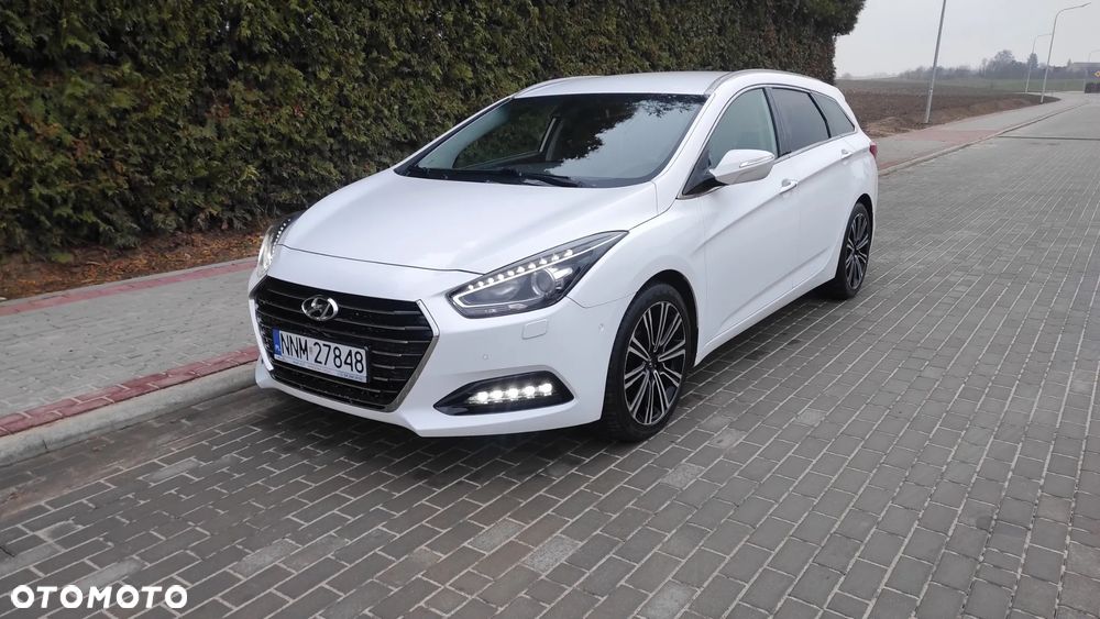 Hyundai i40 Kombi blue 1.7 CRDi DCT Premium - 1