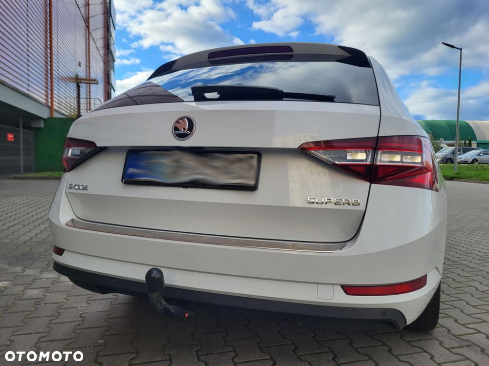 Skoda Superb 2.0 TDI Active DSG - 18