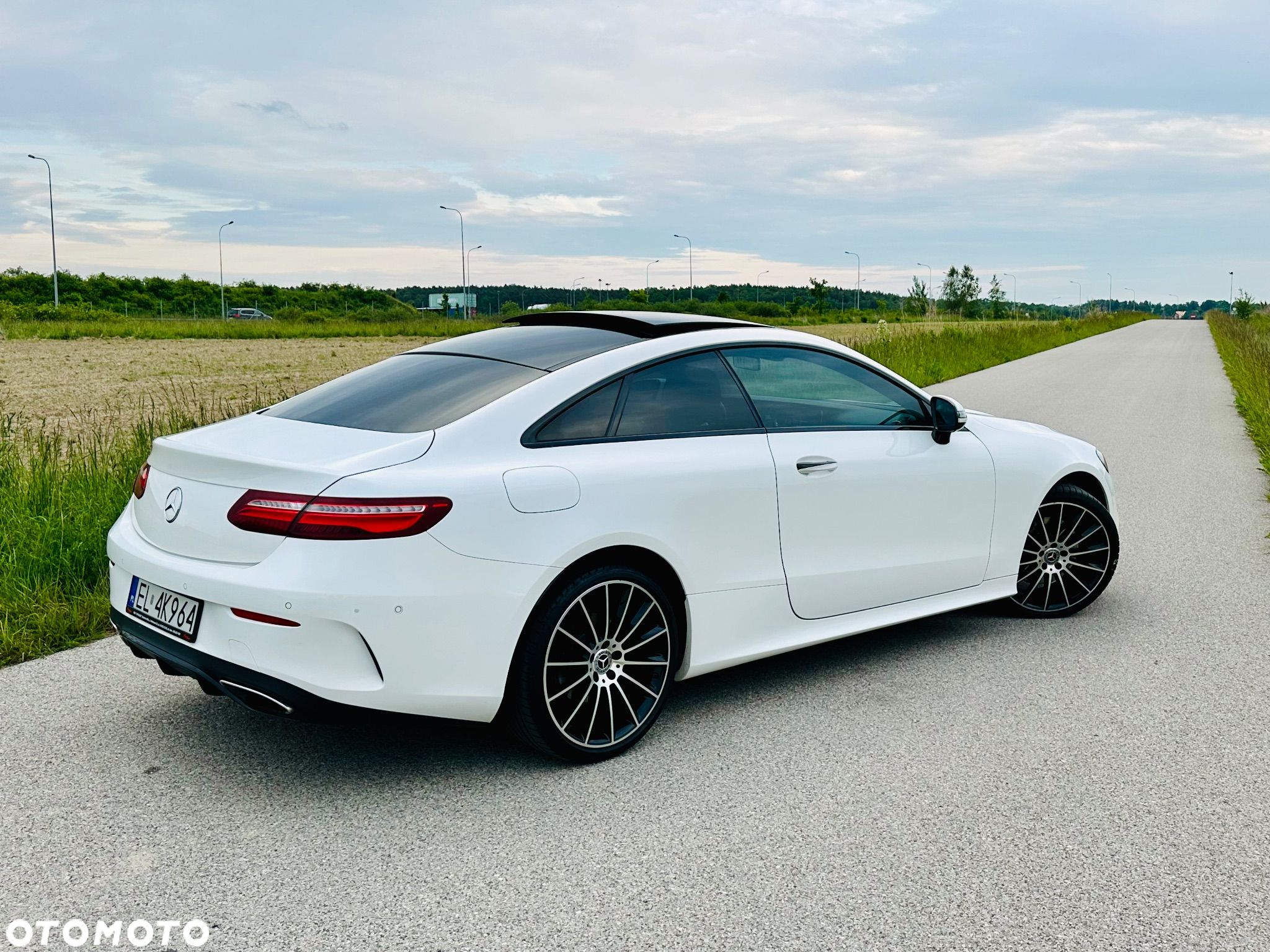 Mercedes-Benz Klasa E 200 Coupe 9G-TRONIC - 1