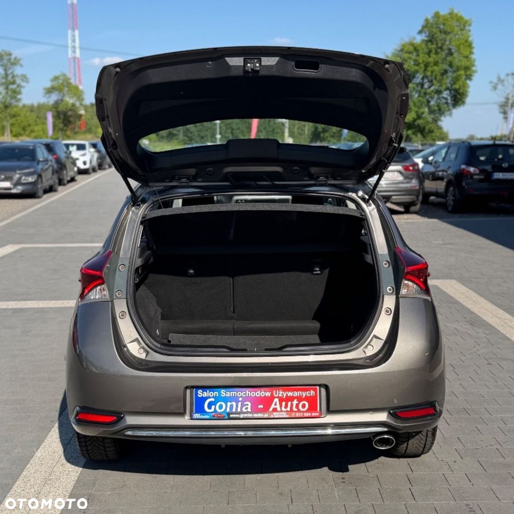 Toyota Auris - 24
