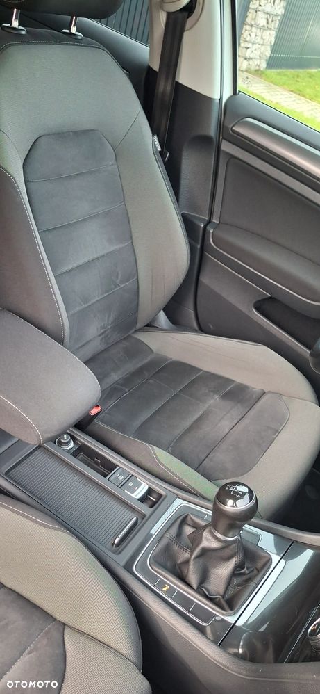 Volkswagen Golf 1.6 TDI BMT Highline - 30